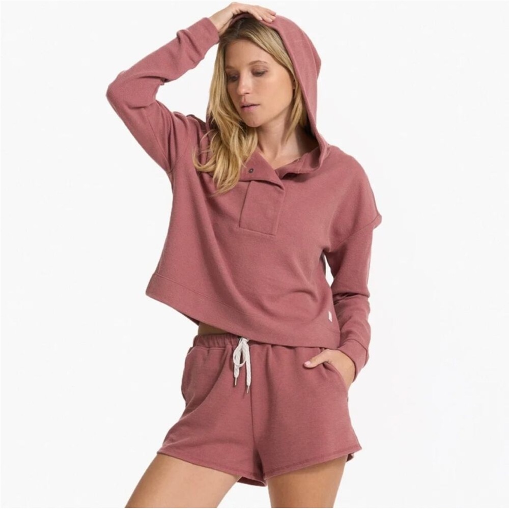 Vuori bayview thermal hoodie
